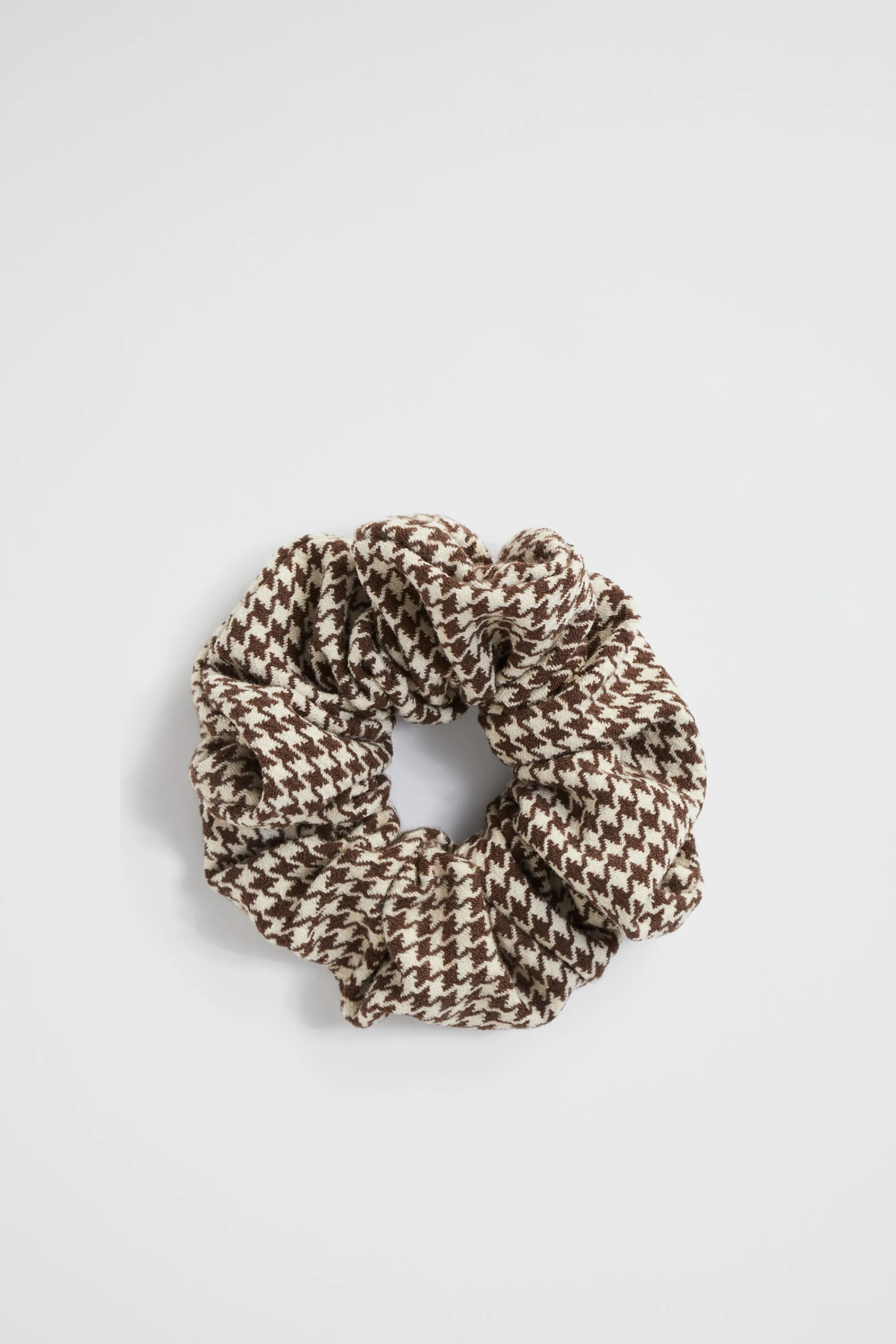 Woman Seed Heritage Hair Accessories-Houndstooth Scrunchie