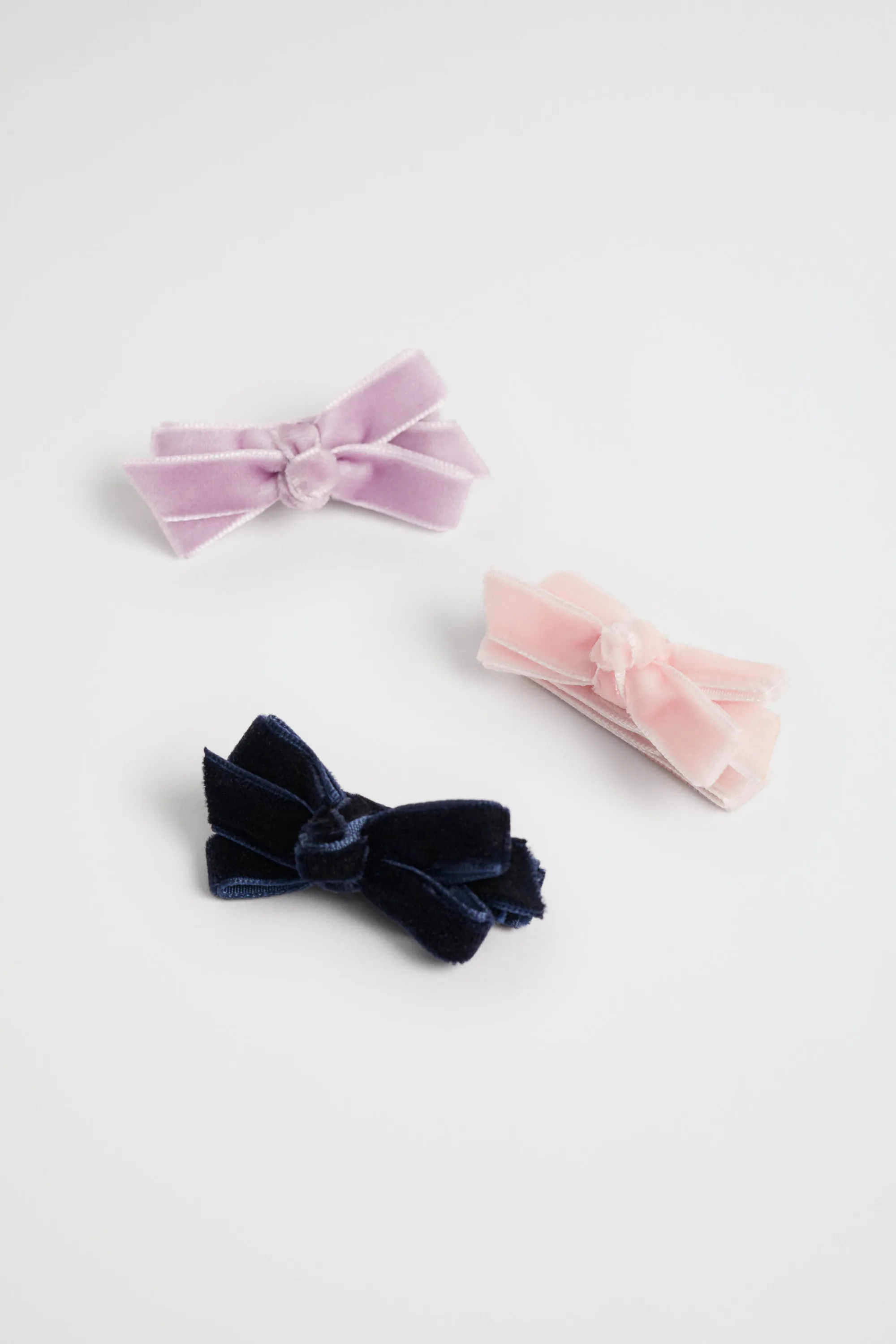 Girl Seed Heritage Hair Accessories-Velvet Bow Duck Clips